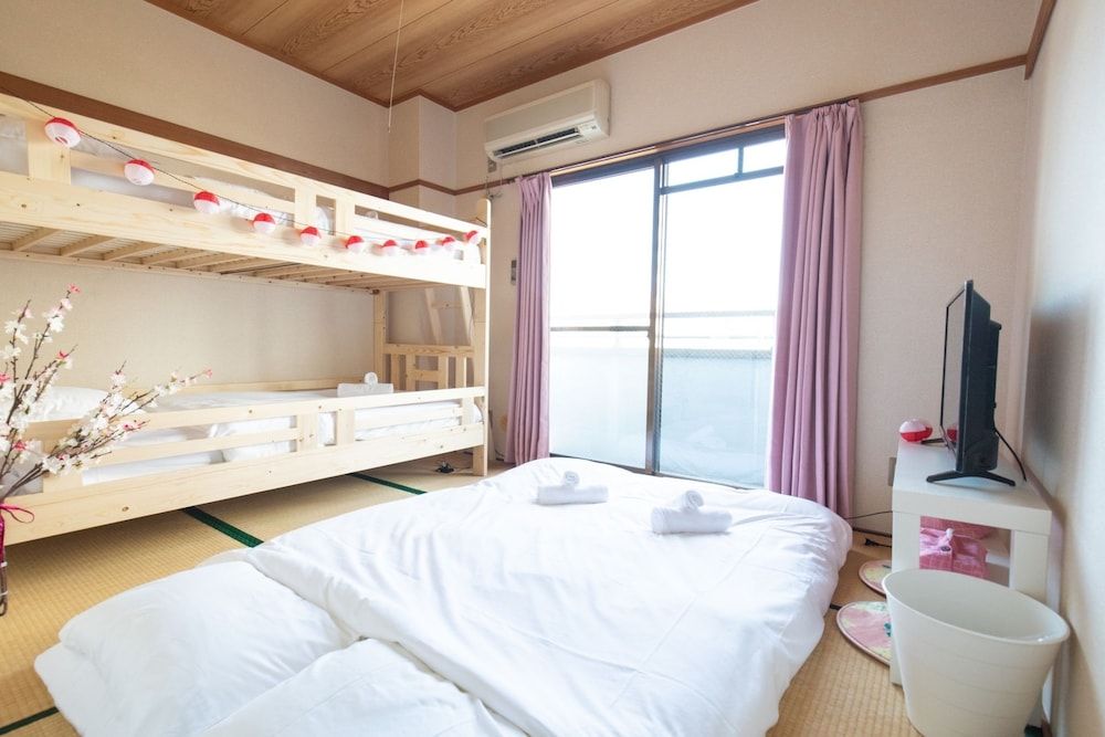 undefined Color Namba South 4