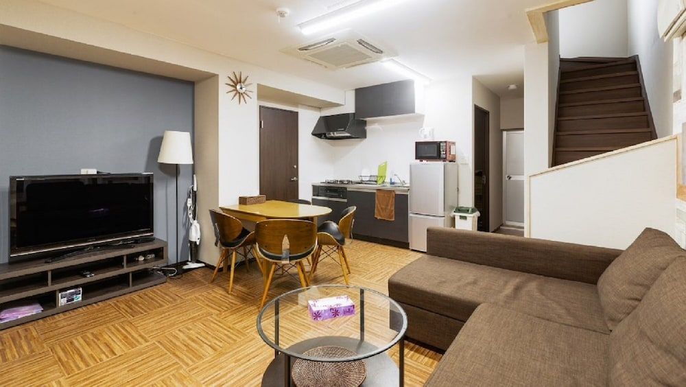 Senbonkita Terrace House House 2