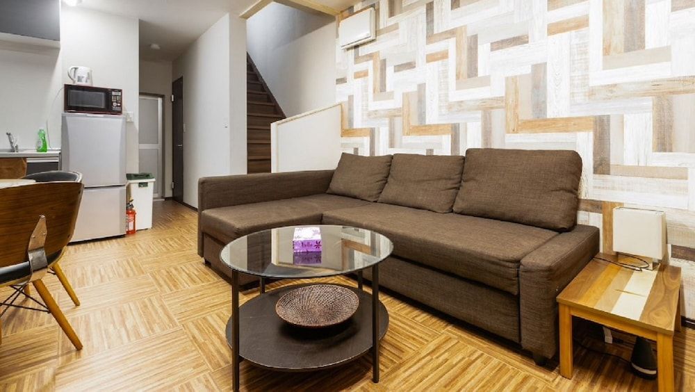 Senbonkita Terrace House House 20