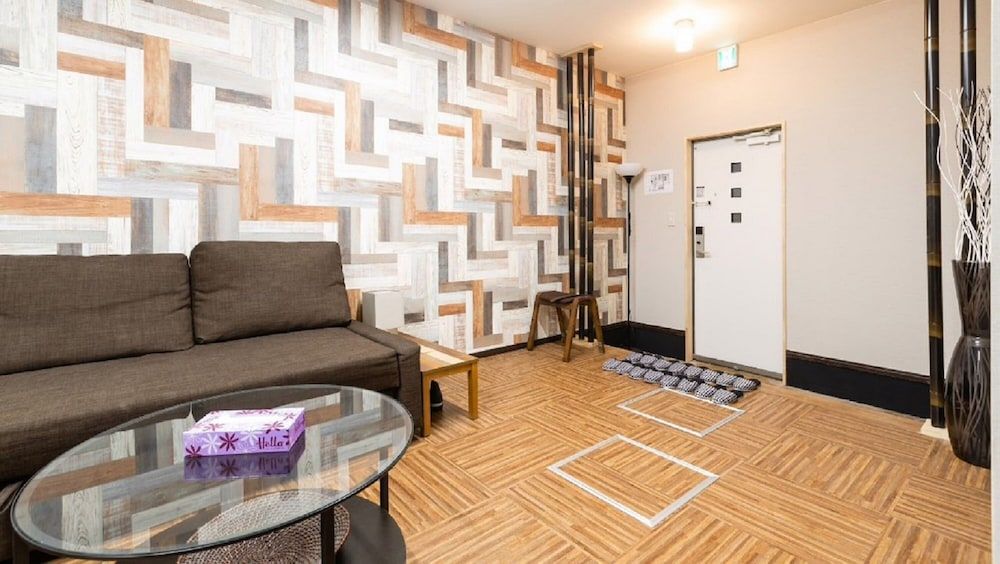 Senbonkita Terrace House House 16