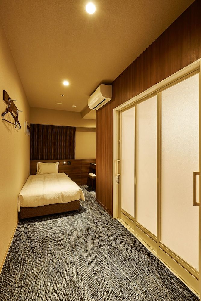 Accessible Room (No Housekeeping)