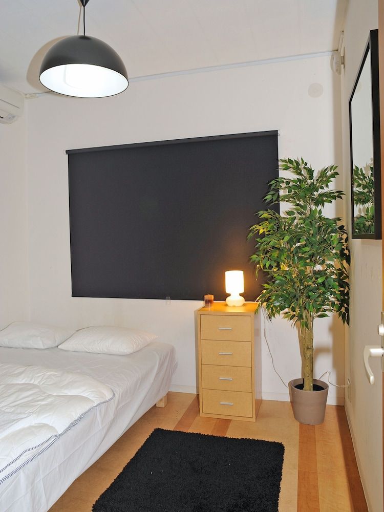 Genesis Apartments - Ebisu Building Apartment, 3 Bedrooms (100) 2
