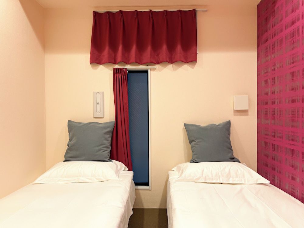 Hotel Hangout - Hostel Twin B 2