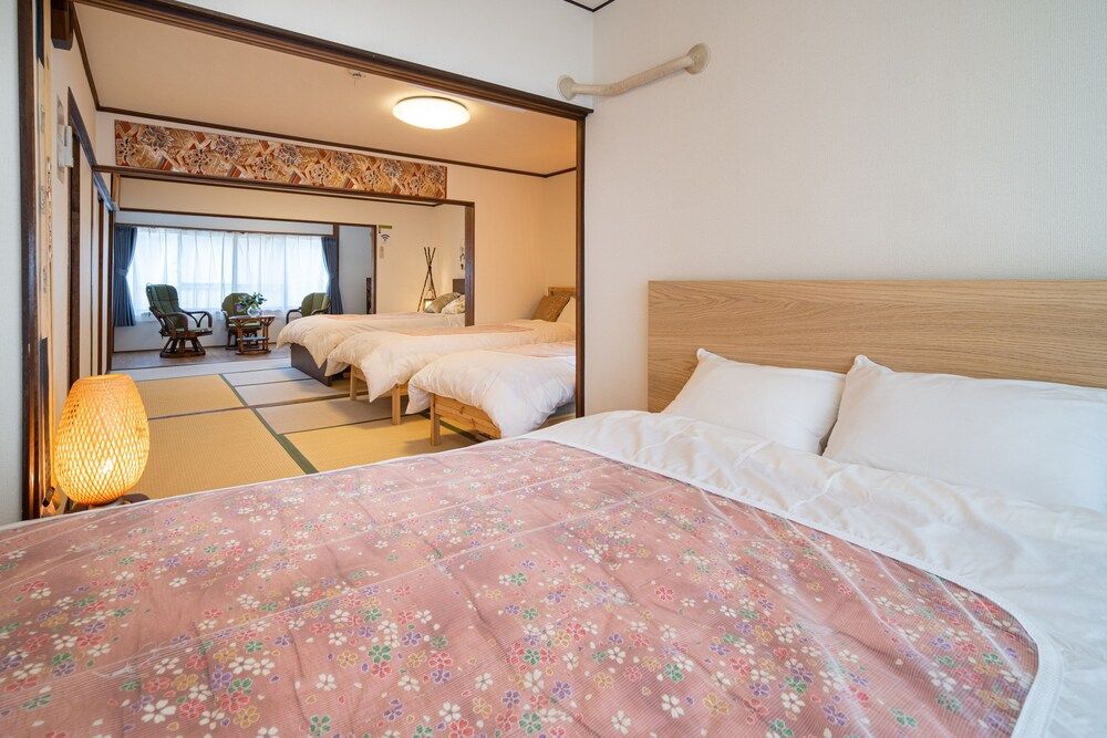 Marushin House Family Room 8