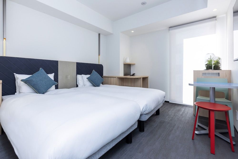 undefined Tokyu Stay Osaka Honmachi 2