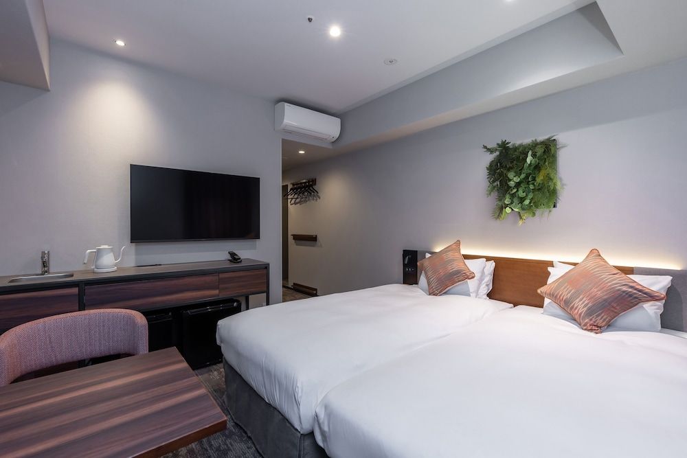 undefined Tokyu Stay Osaka Honmachi 3