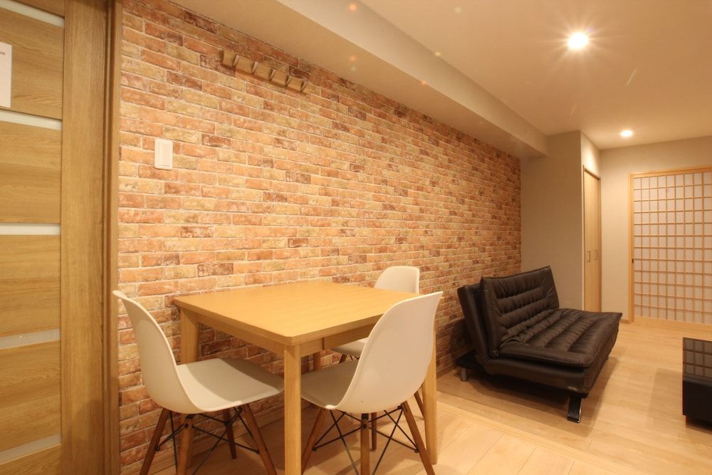 Shimanouchi Luxury Apartment Basic Apartment, 2 Bedrooms (for 6 Guests) 10