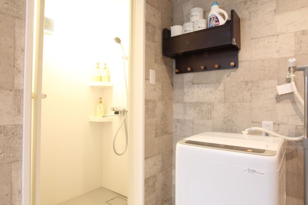 Shimanouchi Luxury Apartment Basic Apartment, 2 Bedrooms (for 6 Guests) 7