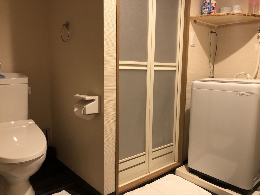 Shimanouchi Luxury Apartment Basic Apartment, 2 Bedrooms (for 6 Guests) 2