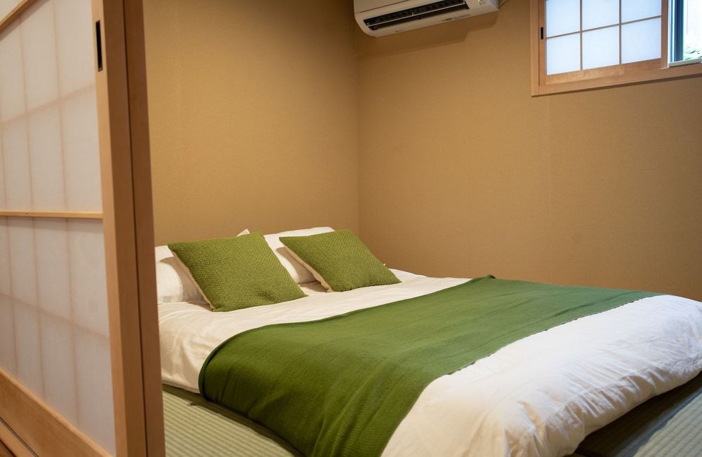 undefined Tsuru Inn-Honda 2