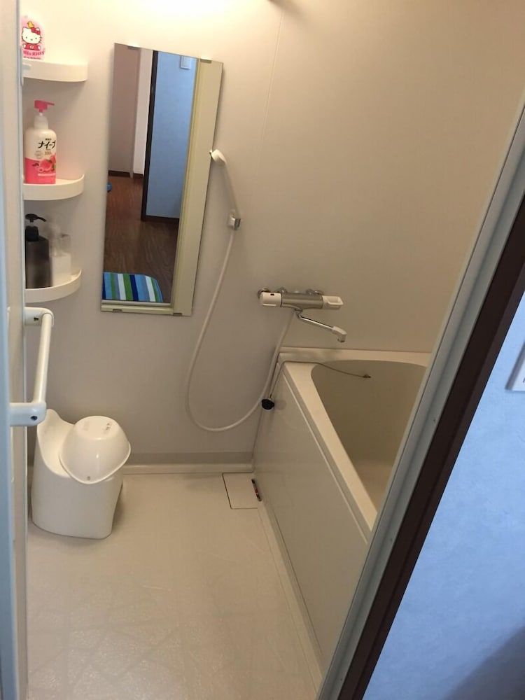 Dome 2 Room (201) 14