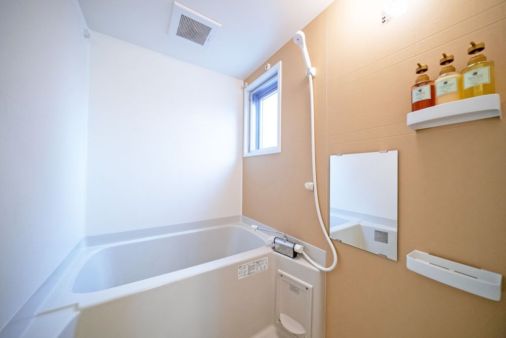 Grandouce Daikokucho Large Studio Apartment 5