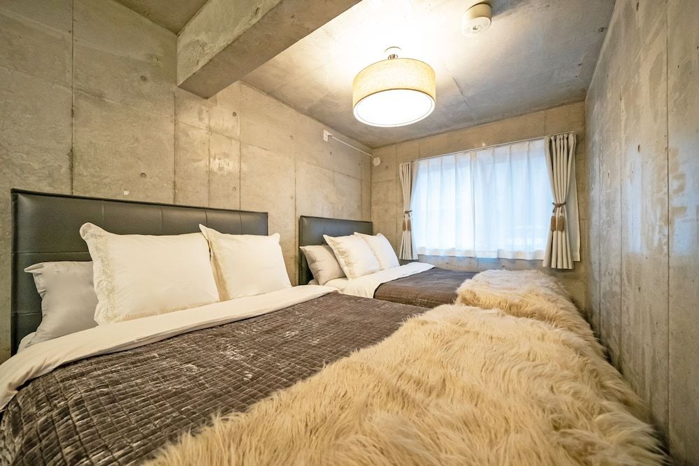 Grandouce Daikokucho Large Studio Apartment