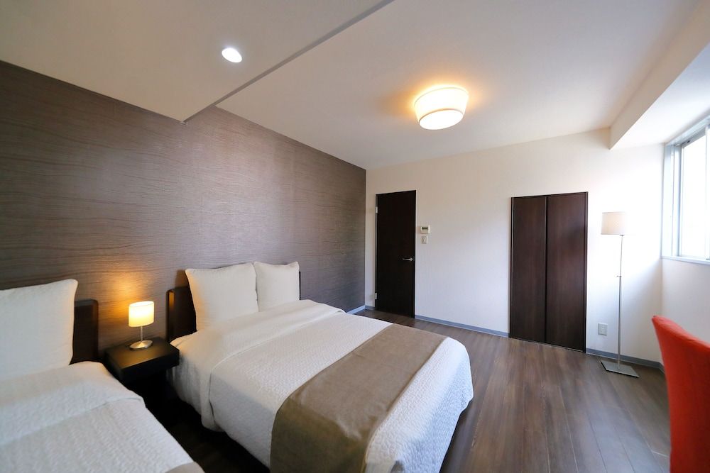 undefined Anest Nipponbashi-Higashi 3