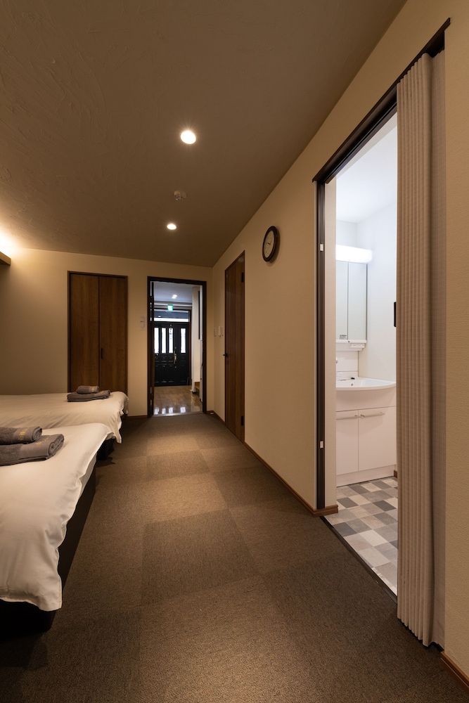 undefined Shirakabanoyado-Abeno 7