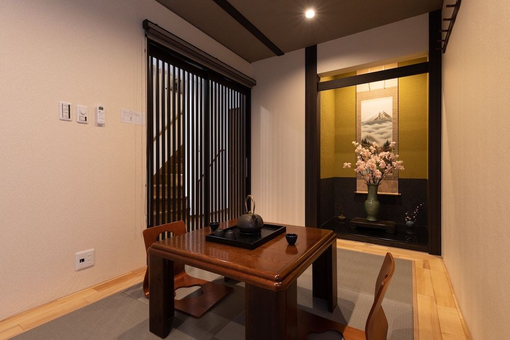 undefined Shirakabanoyado-Abeno 9