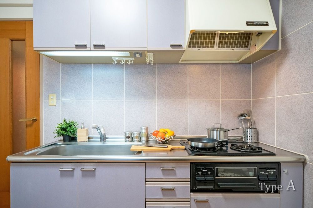 Grandouce Matsuyamachi 1 Bedroom Apartment 401,601 10