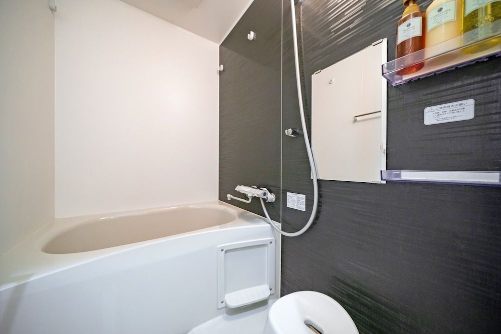 Grandouce Nishi-Tengachaya 1 Bedroom Apartment 9