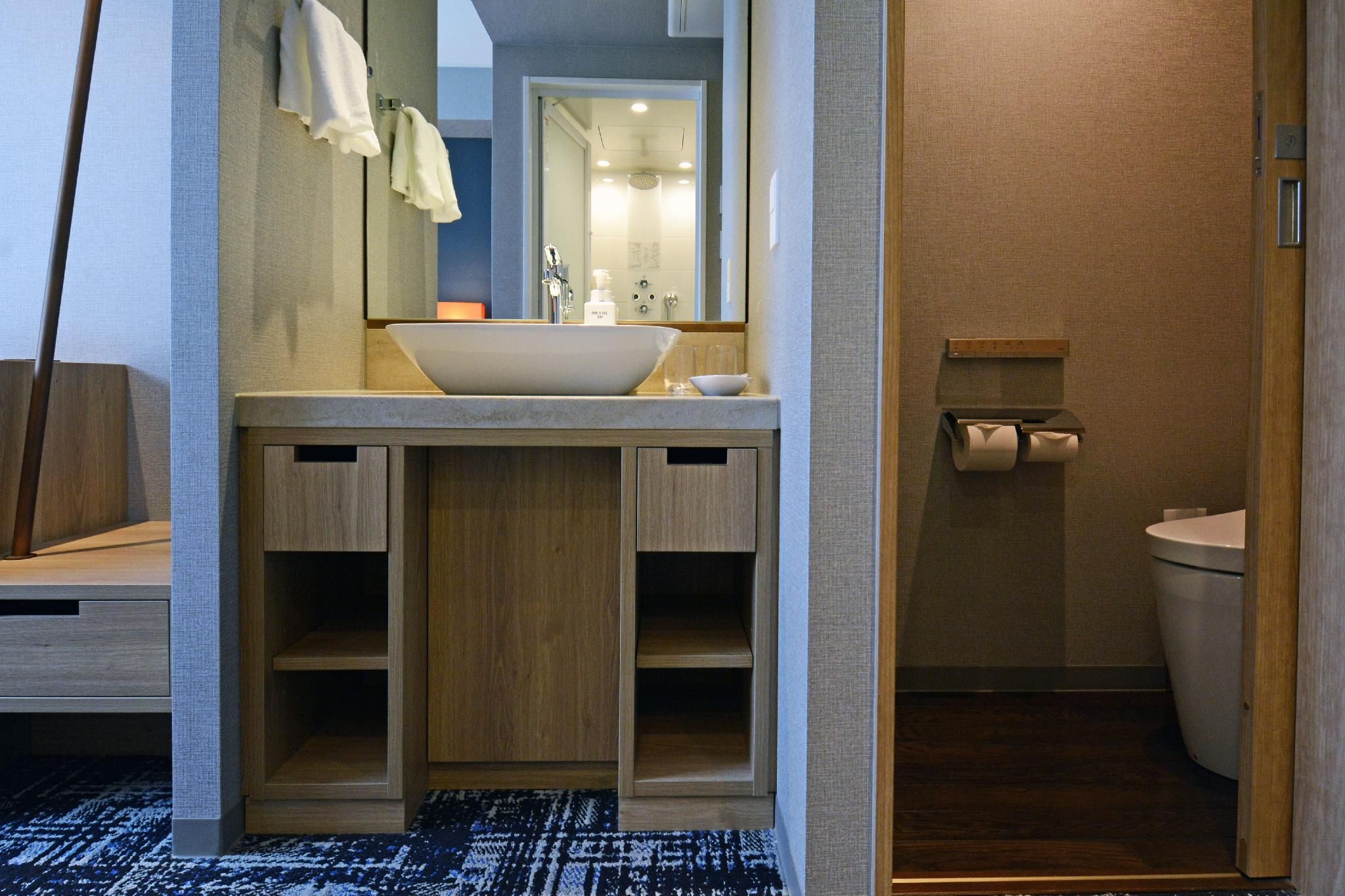Deluxe Double Room for 1 Person - Non-Smoking