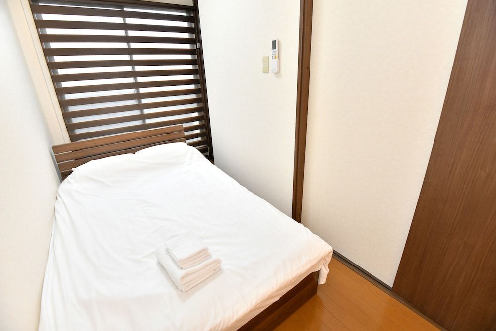 Guest House Osaka Haginochaya Two-Bedroom Apartment 8