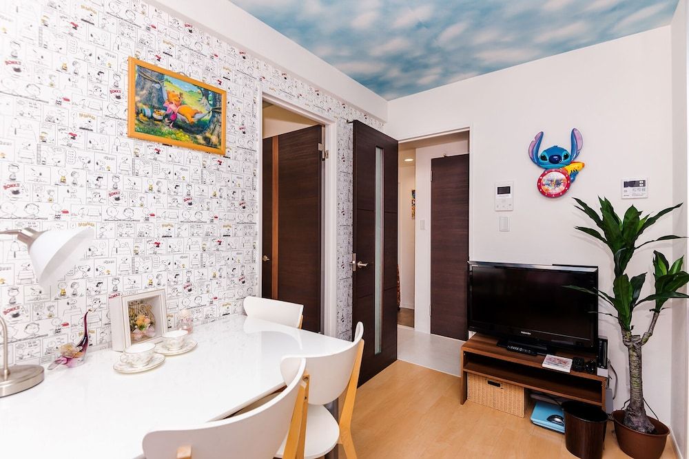 Sunny and Comfortable Apartment 73 Anime Theme Room 73 24