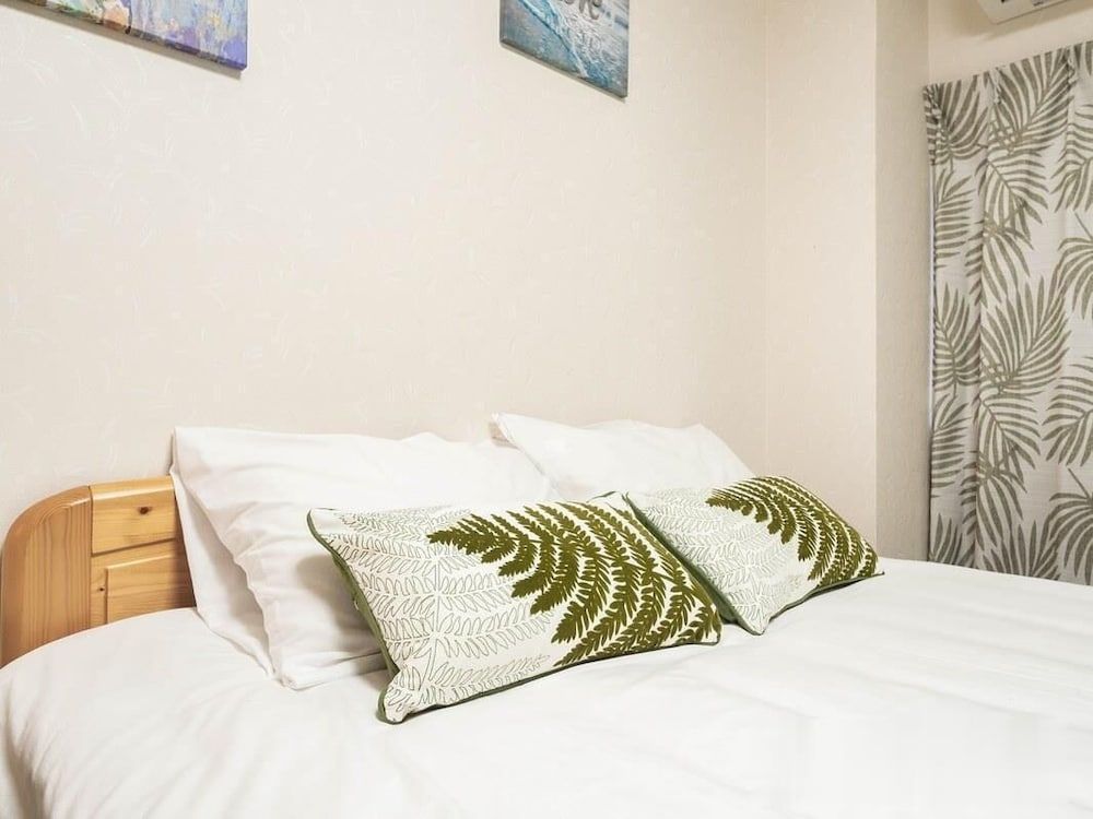 undefined Happy House X 3