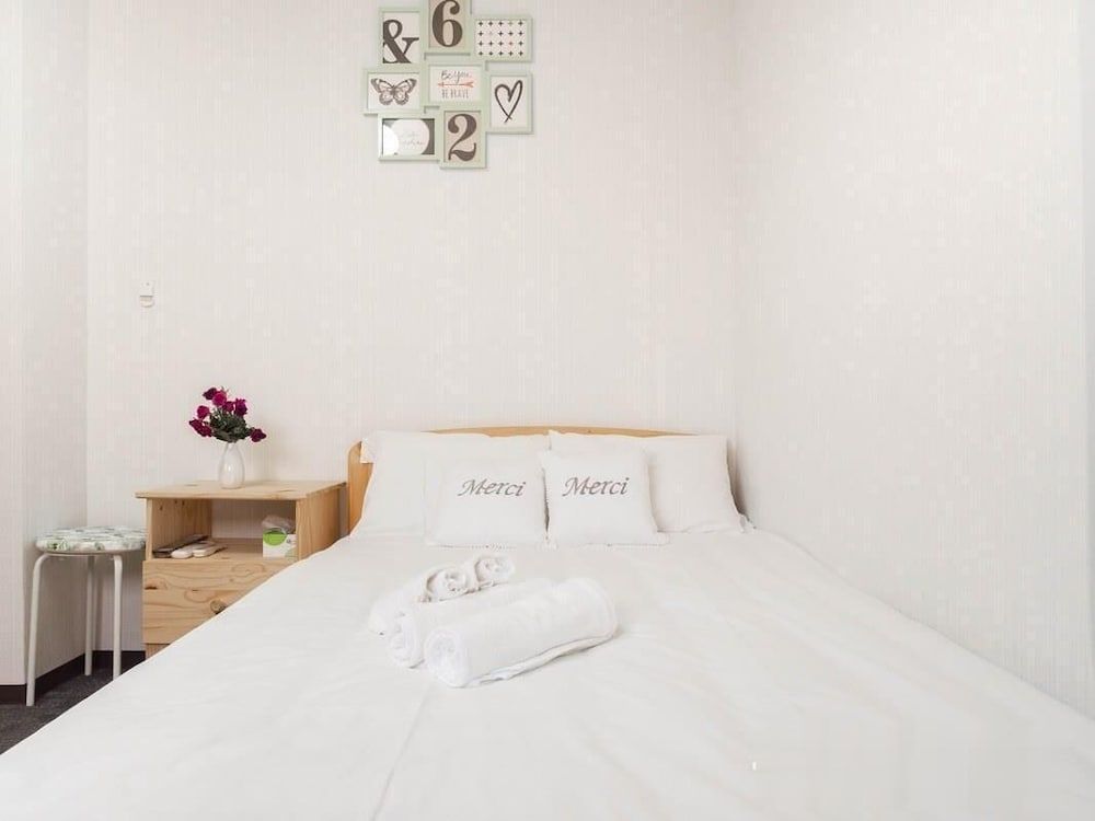 undefined Happy House X 8