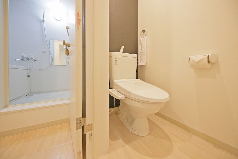 Grandouce Nishinakajima Apartment, 1 Bedroom 15