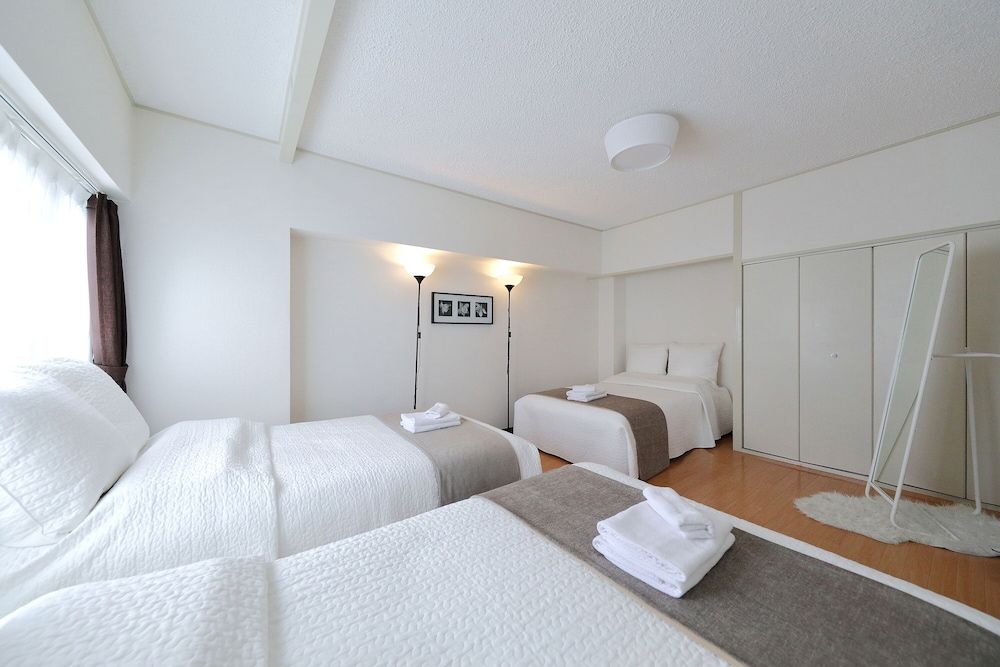 undefined Grandouce Shin-Osaka-Minami 2