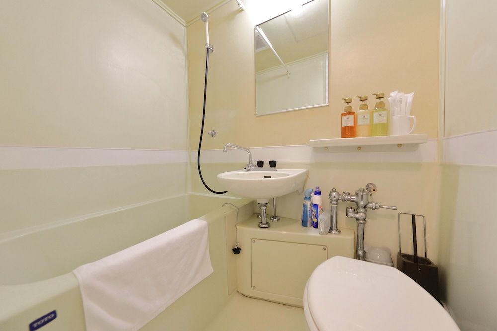 Grandouce Shin-Osaka-Minami Apartment, 1 Bedroom (Large) 9