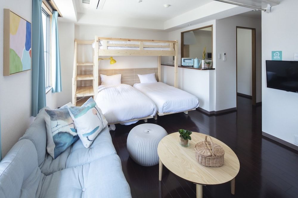 Osaka Umeda ShisaX Gallery Studio 3