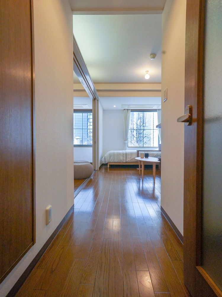 Osaka Umeda ShisaX Comfort Studio 12