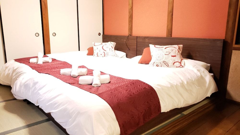 undefined Color Namba South 2 3