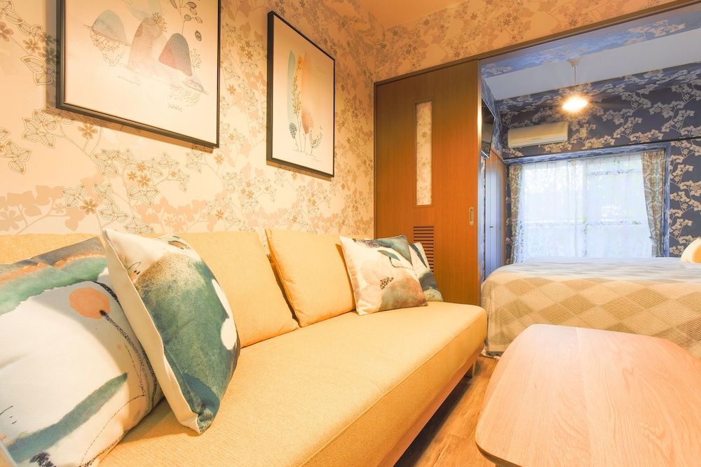 Grand Court Namba 206 Apartment 16