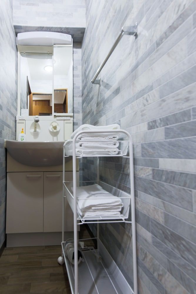 Grand Court Namba 701 Apartment 14