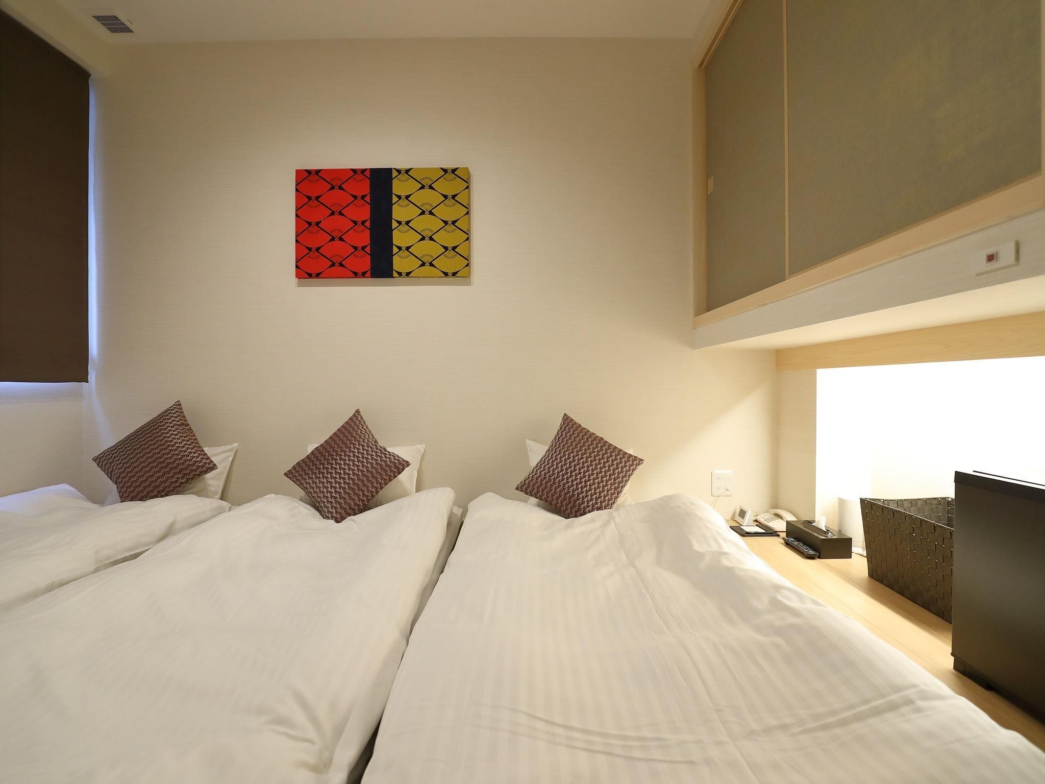 undefined Osaka Teikoku Hotel 3