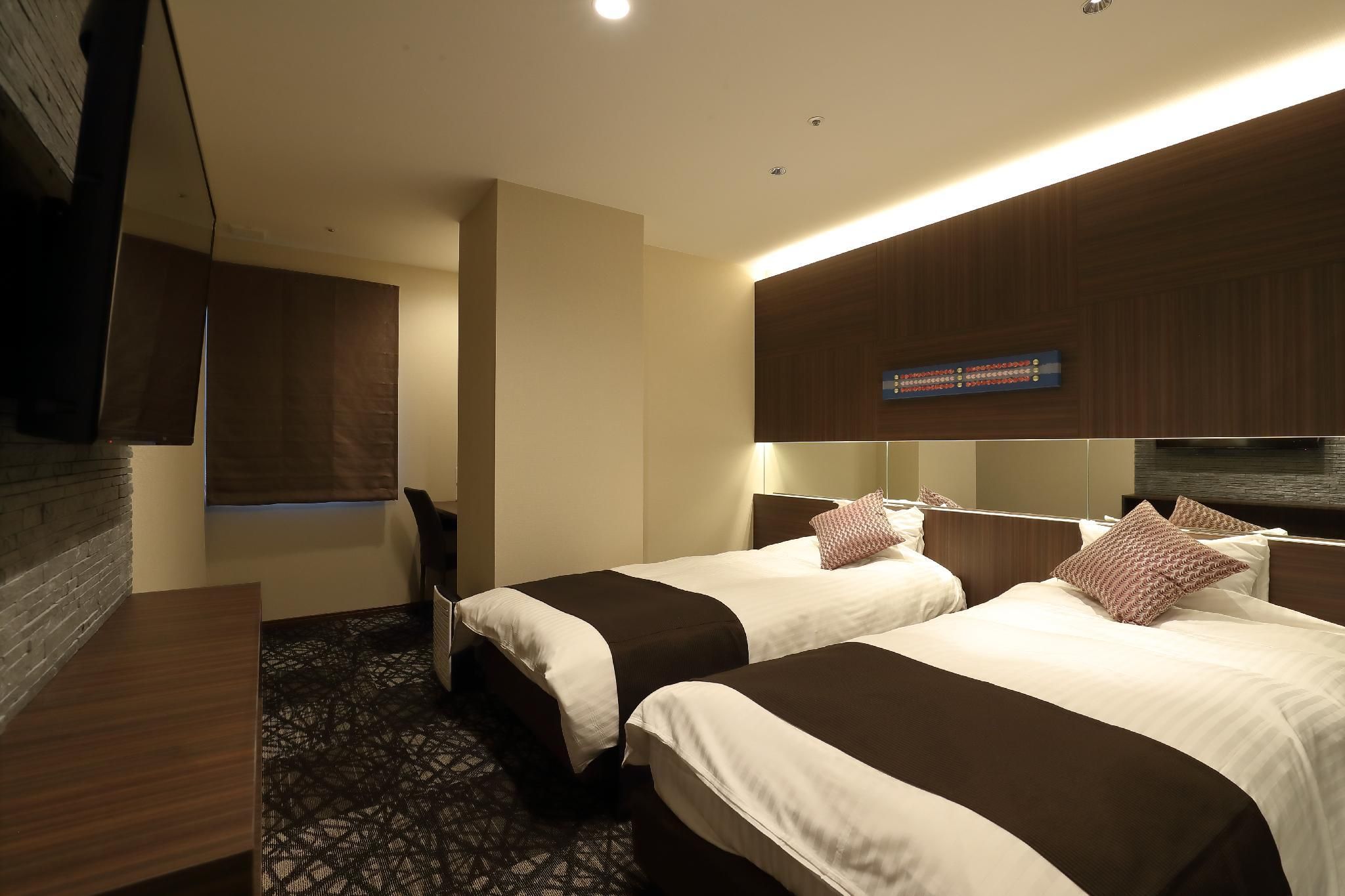 undefined Osaka Teikoku Hotel 6