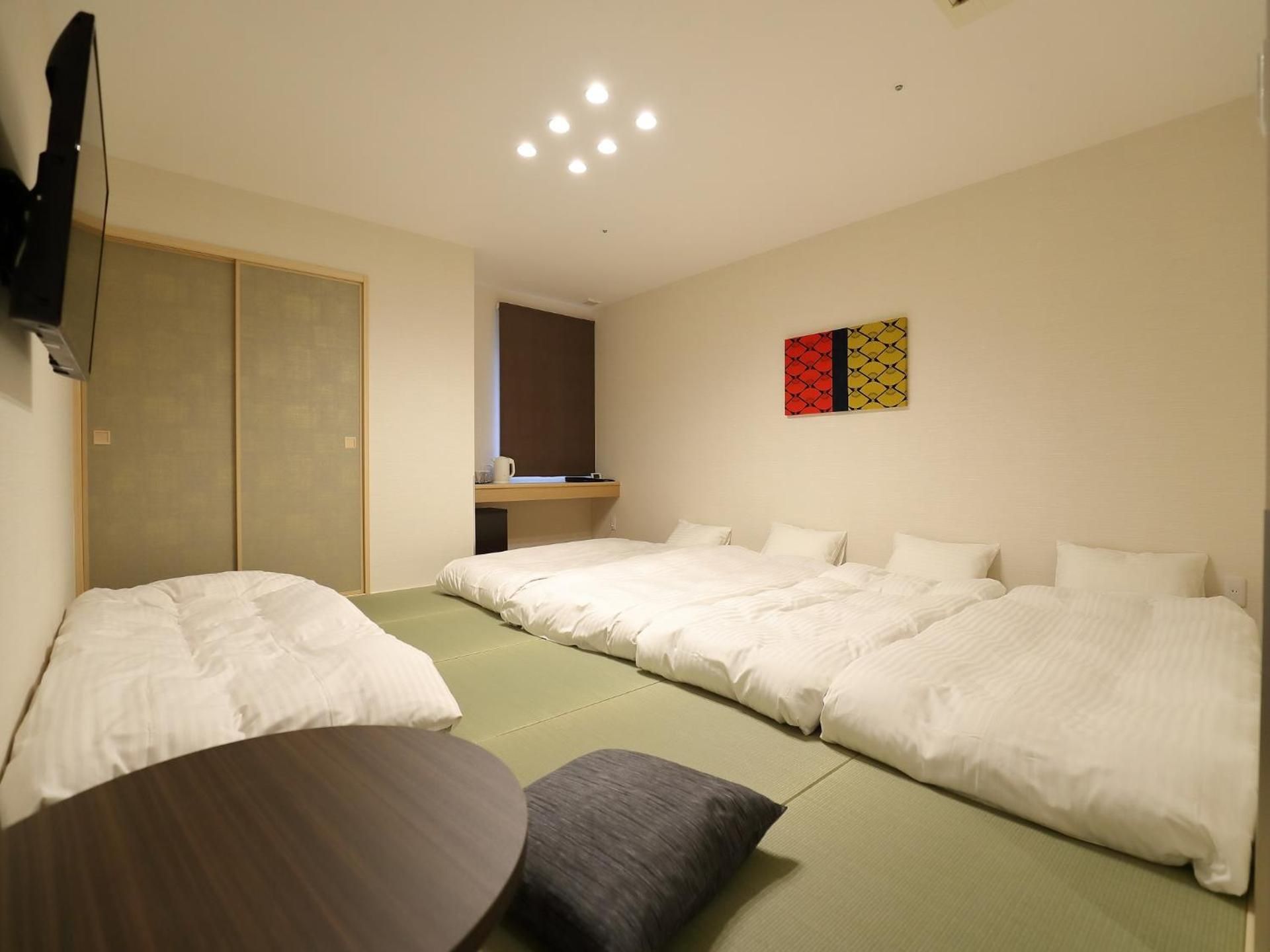 undefined Osaka Teikoku Hotel 8
