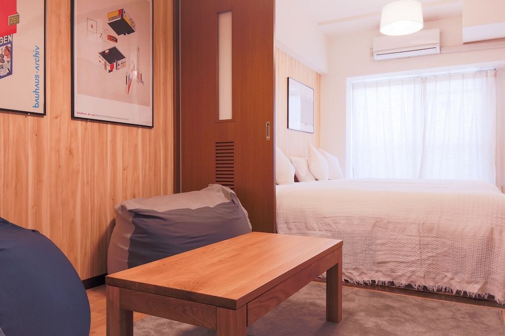 Grand Court Namba 605 Apartment 27