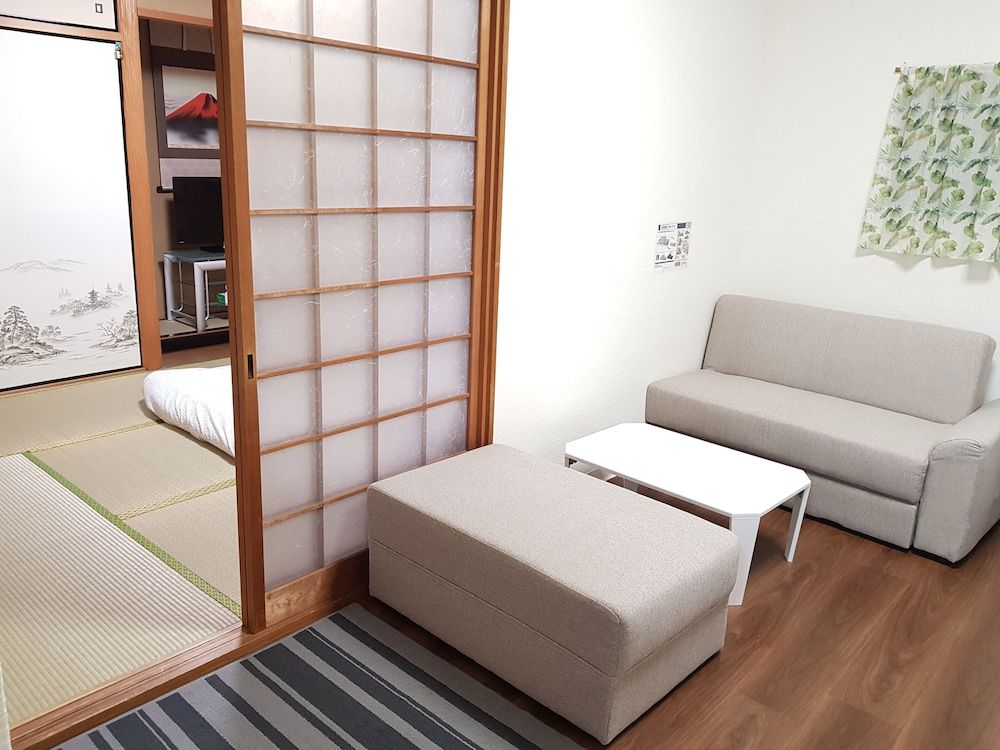 Osaka Namba House Family Apartment (601) 8