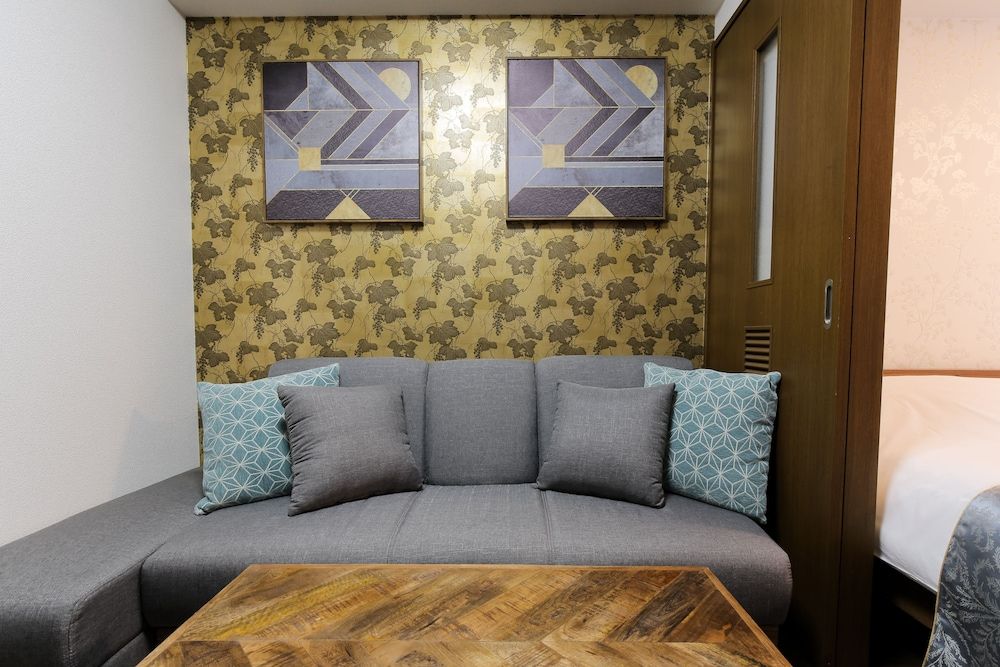 Grand Court Namba 205 Apartment 33