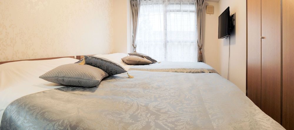 Grand Court Namba 205 Apartment 23