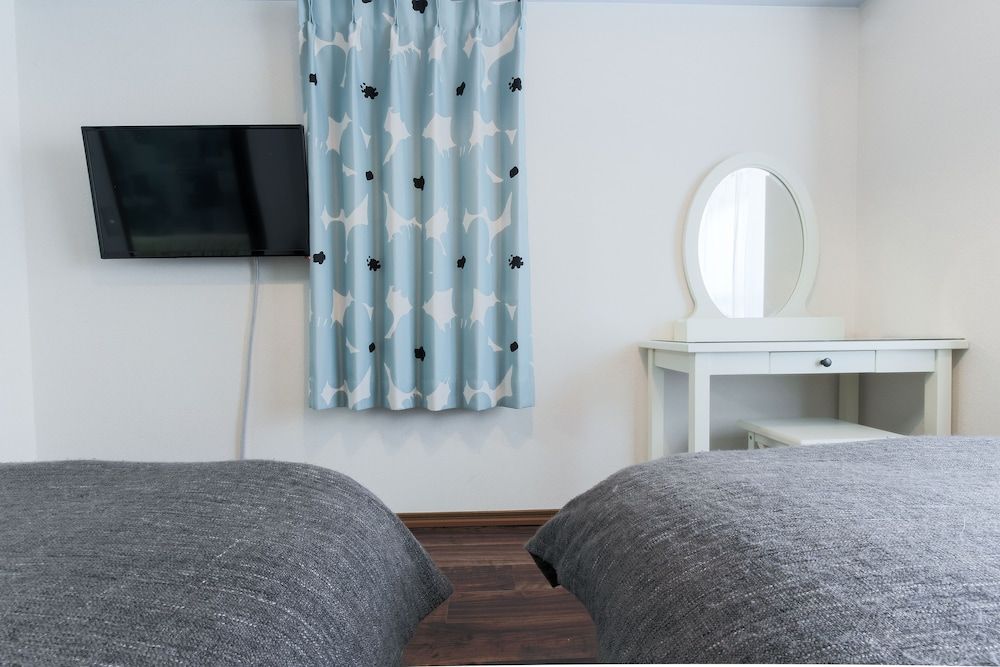 Grand Court Namba 401 Apartment 18