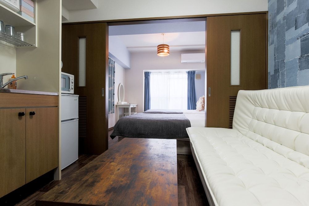 Grand Court Namba 401 Apartment 28