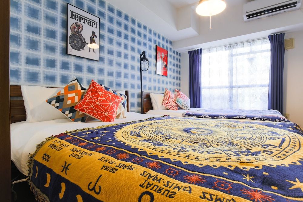 undefined Grand Court Namba 402