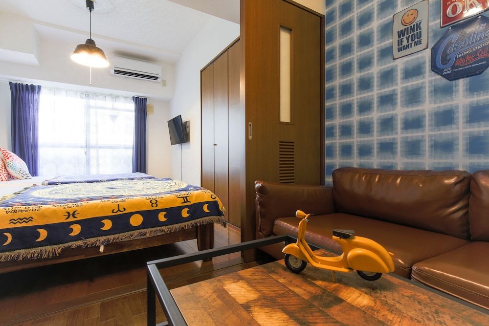 Grand Court Namba 402 Apartment 14