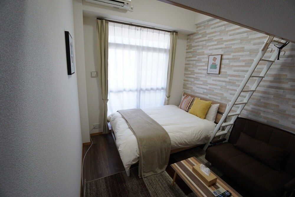 undefined Apartment Y Hakuyu Motomachi Namba 2