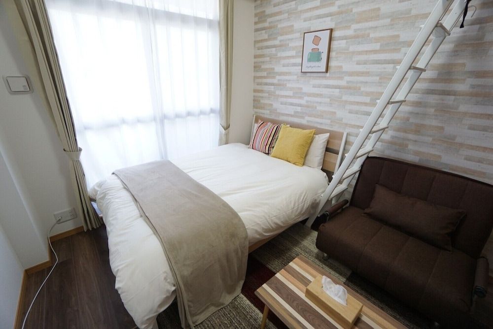 undefined Apartment Y Hakuyu Motomachi Namba 4