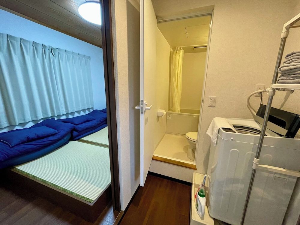 Happy Osaka House Comfort Apartment, 2 Bedrooms, Private Bathroom 3