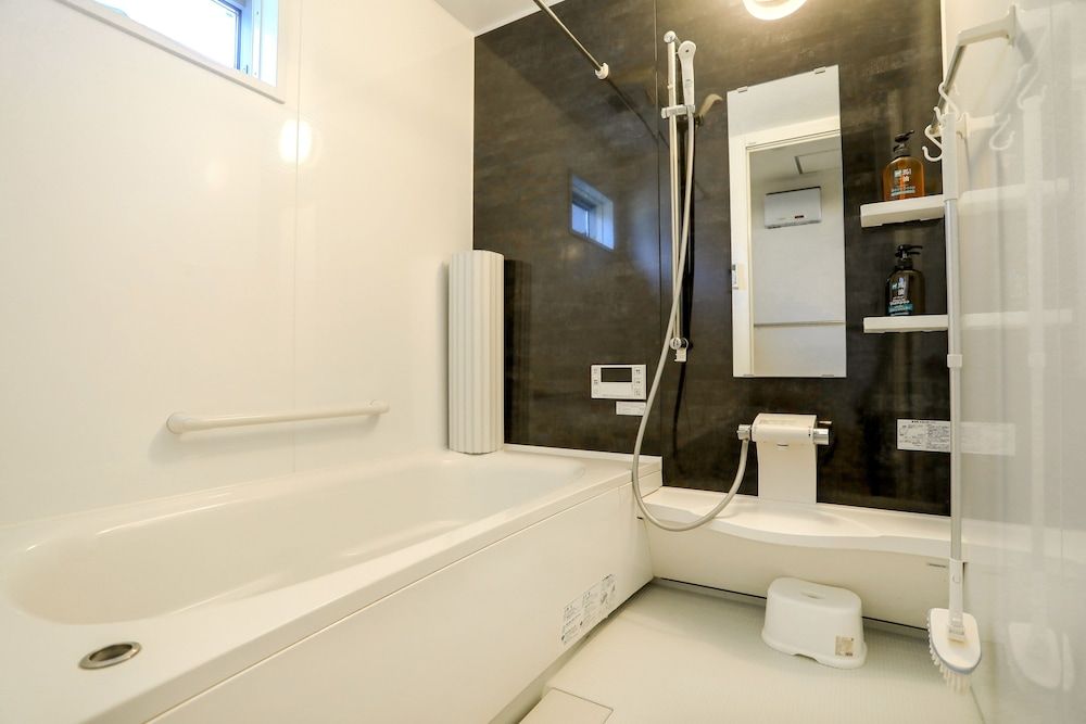 undefined Zenith's House 10